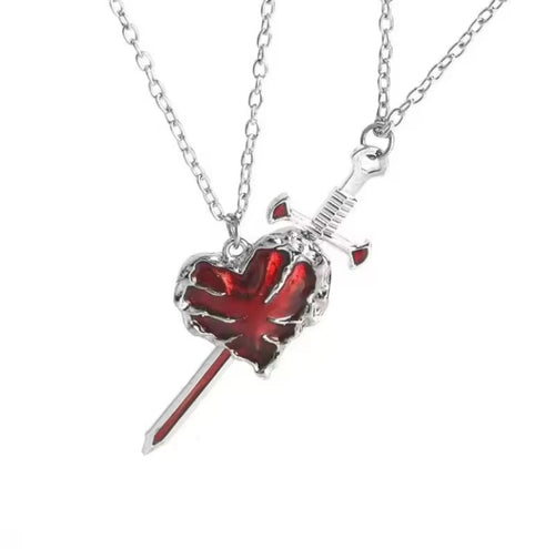 Collar Corazon y Espada