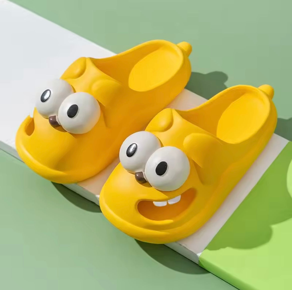 Sandalias Animadas Antideslizantes🦈