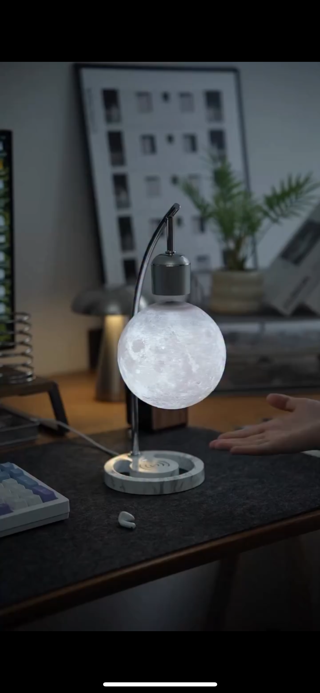 LÁMPARA LUNA FLOTANTE 🌙